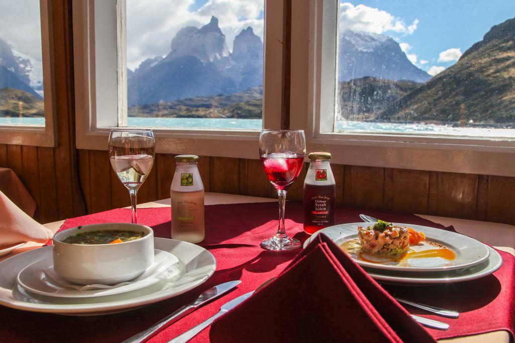 Hosteria Pehoe Torres del Paine National Park Exterior photo