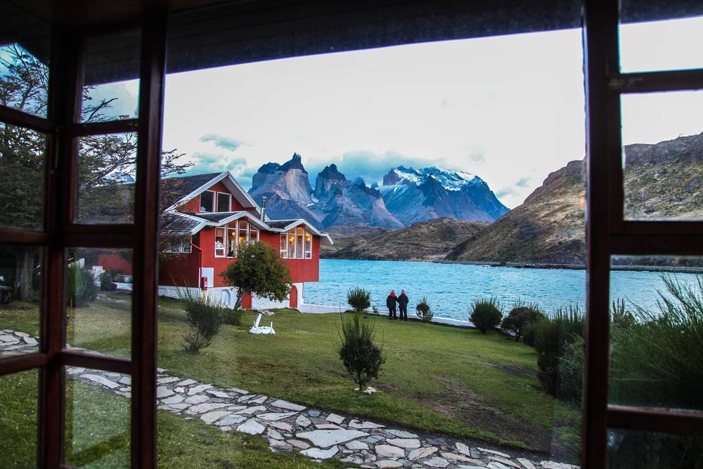 Hosteria Pehoe Torres del Paine National Park Exterior photo