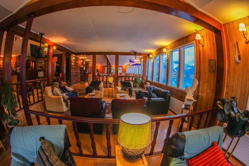 Hosteria Pehoe Torres del Paine National Park Exterior photo