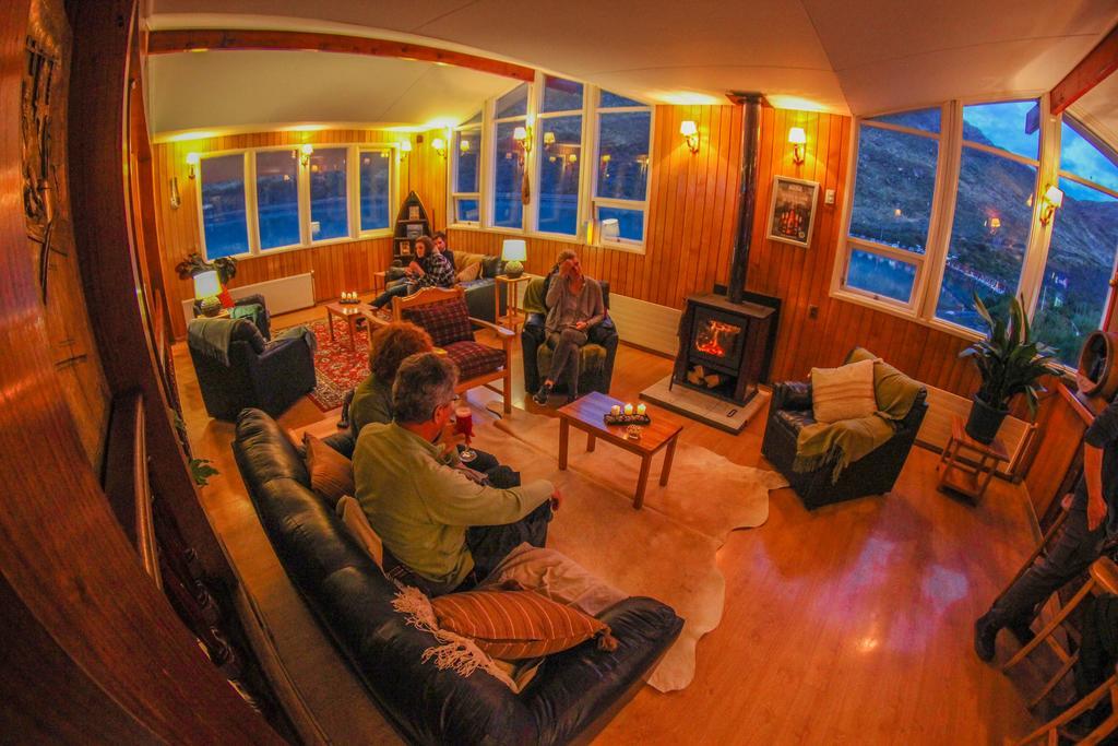 Hosteria Pehoe Torres del Paine National Park Exterior photo