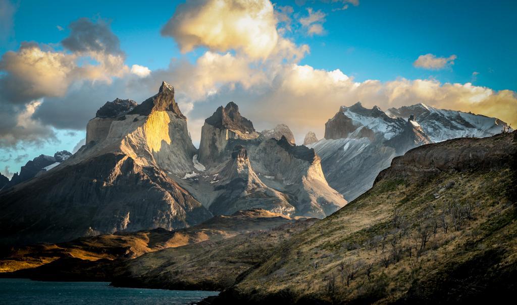 Hosteria Pehoe Torres del Paine National Park Exterior photo