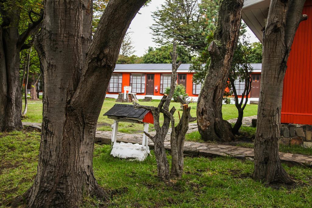 Hosteria Pehoe Torres del Paine National Park Exterior photo