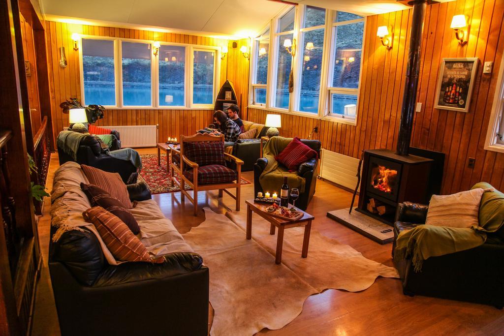 Hosteria Pehoe Torres del Paine National Park Exterior photo