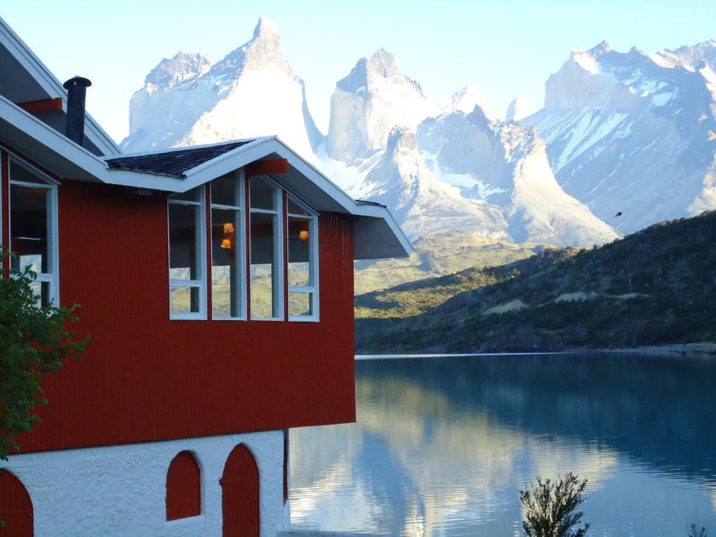 Hosteria Pehoe Torres del Paine National Park Exterior photo